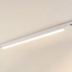 Arcchio Harlow LED-skinnelampe, hvit, 109 cm, 3000 K