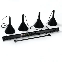 Arcchio hengelampe Tadej, 4 lyskilder, svart-hvitt, metall, E27