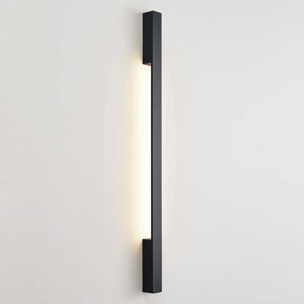 Arcchio Ivano LED-vegglampe, 91 cm, svart