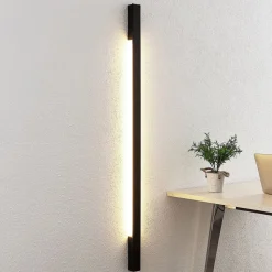 Arcchio Ivano LED-vegglampe, 130 cm, svart