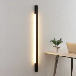Arcchio Ivano LED-vegglampe, 130 cm, svart
