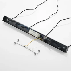 Arcchio Kammeron LED-hengelampe, svart, metall, 80 cm