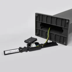 Arcchio LED-gatelampe Yolena, 100 cm, antrasitt, aluminium