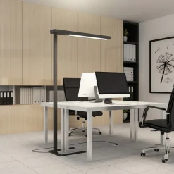 Arcchio LED-gulvlampe til kontor Susi, sett med 2, svart, sensor