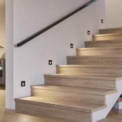 Arcchio LED-innbyggingslampe Vexi, 7,5 cm x 7,5 cm, svart, CCT