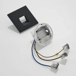 Arcchio LED-innbyggingslampe Vexi, 7,5 cm x 7,5 cm, svart, CCT