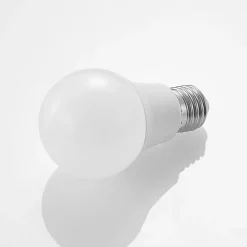 Arcchio LED-pære E27 A60 8W opal 3 000K 806lm