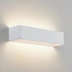Arcchio LED-vegglampe Karam, 37 cm, hvit, metall, opp/ned