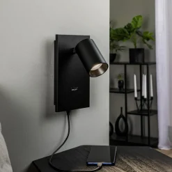 Arcchio spotlight Brinja, svart, metall, USB-C, bryter