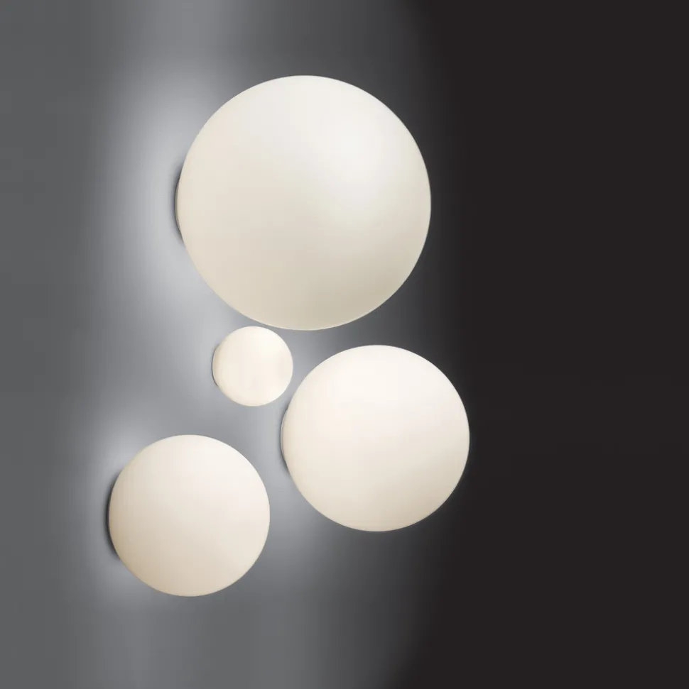 Artemide Dioskuri-vegglampe, IP44, Ø 14 cm