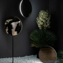 Artemide Se|eS LED-gulvspeil svart høyde 180cm