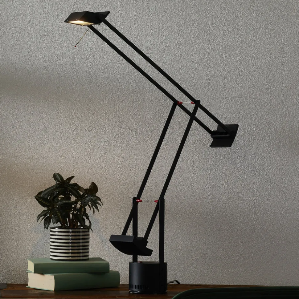 Artemide Tizio 35 skrivebordslampe