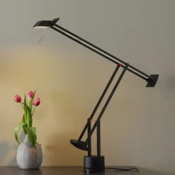 Artemide Tizio bordlampe, svart