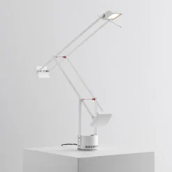 Artemide Tizio LED-designer-bordlampe, hvit