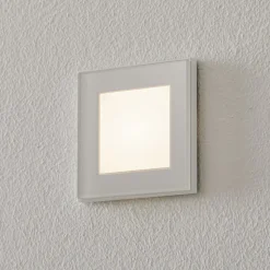 BEGA Accenta veggmontering kantet ring hvit 315lm