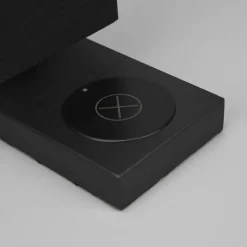 Bordlampe Haley med ladestasjon, svart