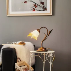 Bordlampe Lucrezia i bronse med blomsterskjerm