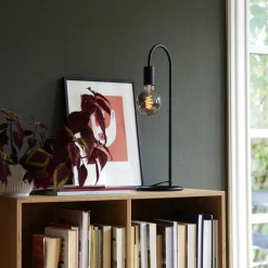 Bordlampe Paco i minimalistisk stil