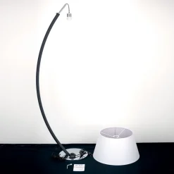 Buelampe Philipp med stoffskjerm krom/svart