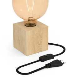 Calex bordlampe i kubeform med trefiner