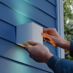 Calex LED-utendørs vegglampe med batteri og sensor Volterra, hvit, IP44