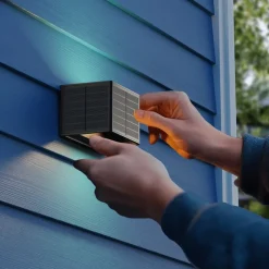 Calex Solar-LED-utendørs vegglampe Caserta, opp/ned, svart