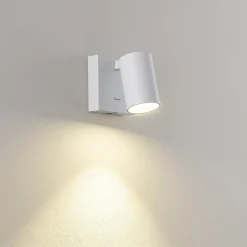 CAN TILT veggspot, hvit, 10 x 10 cm, metall, bryter, USB