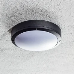 Desi 28 - en taklampe for utendørs bruk