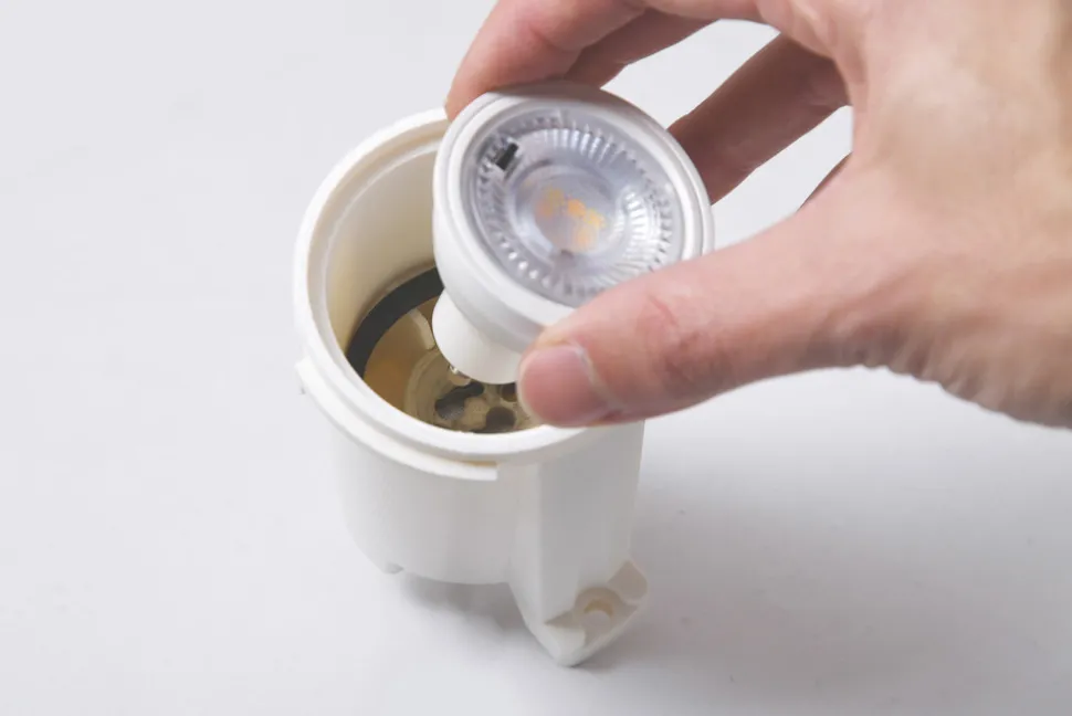 Downlight Livia 9,6 cm svart/frostet kunstharpiks GU10 CCT