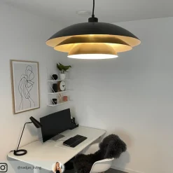 Dyberg Larsen DL45 hengelampe i metall svart