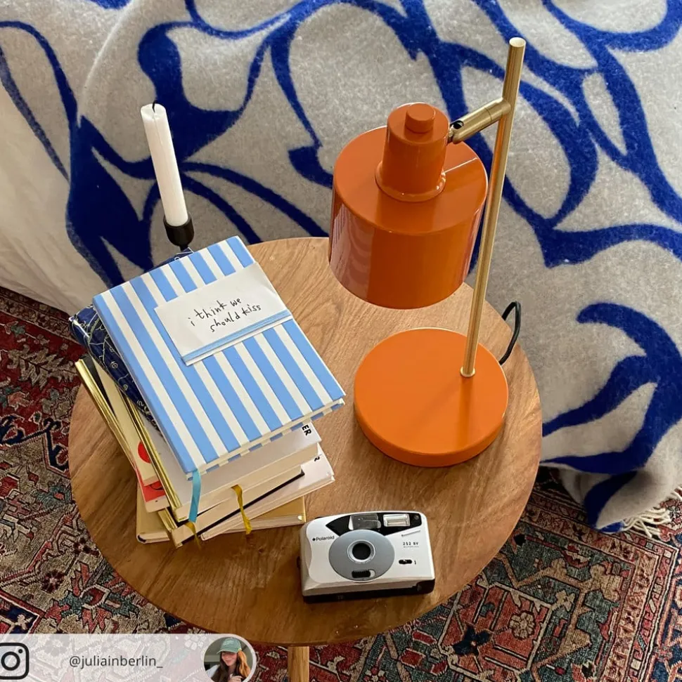 Dyberg Larsen Ocean bordlampe, oransje, høyde 43 cm, metall