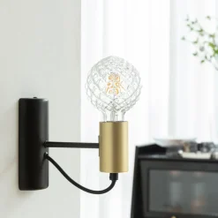 E27 3,8W LED-pære G95 2 700 K struktur klart 2 stk