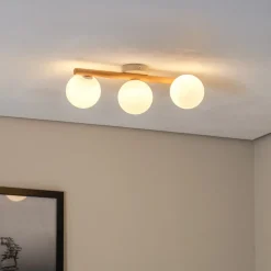 Estera taklampe, opalt glass, tre, 3 lyskilder