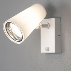 Fano utendørs LED-veggspot med bevegelsessensor