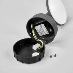 Finny - LED-utevegglampe med bevegelsessensor