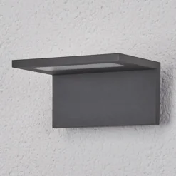 Flat LED-utevegglys Caner.