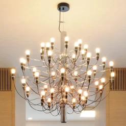 FLOS 2097/50 LED-lysekrone, frostet, krom