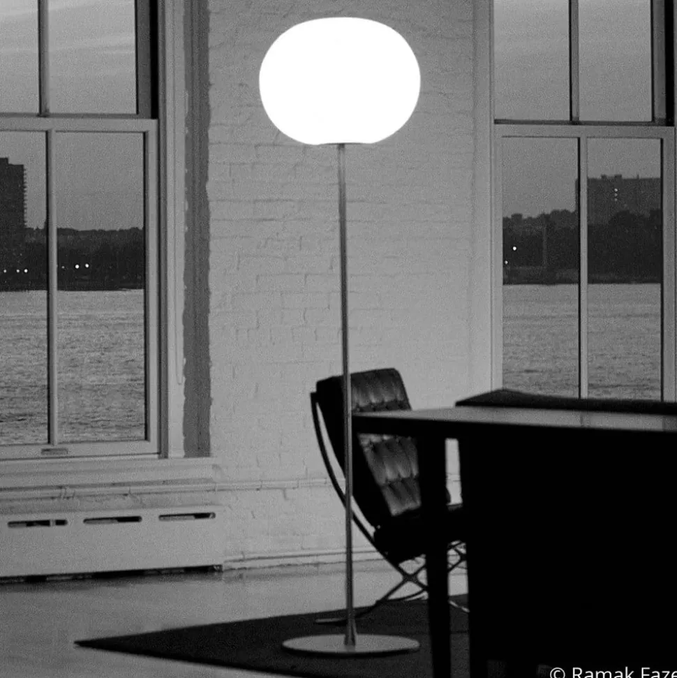 FLOS Glo-Ball Floor 2 gulvlampe, matt sølv