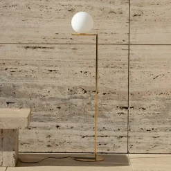 FLOS gulvlampe IC F1 10th Anniversary, gullbelagt, dimbar