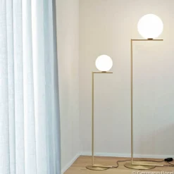 FLOS IC F2 gulvlampe i børstet messing