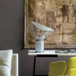 FLOS Taccia bordlampe, aluminium