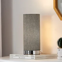 Grå bordlampe Ronja med kromfot