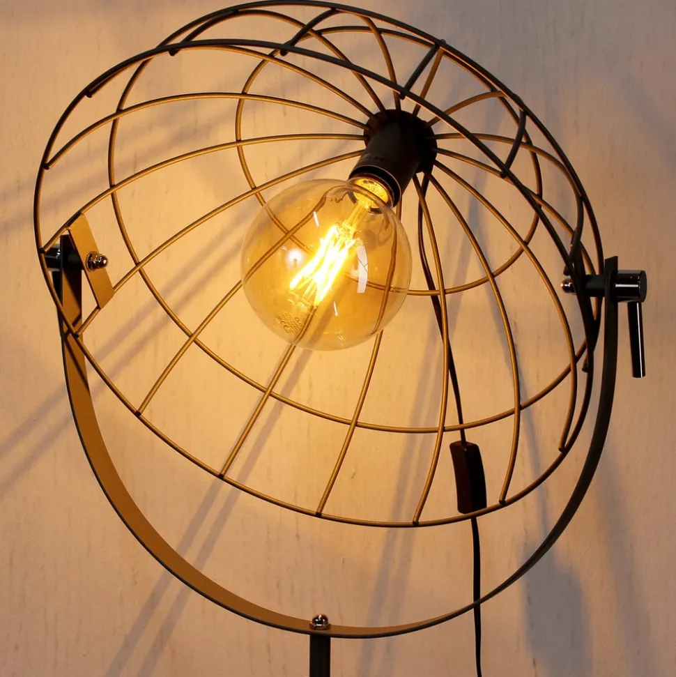 Gulvlampe Grid med kurvformet skjerm