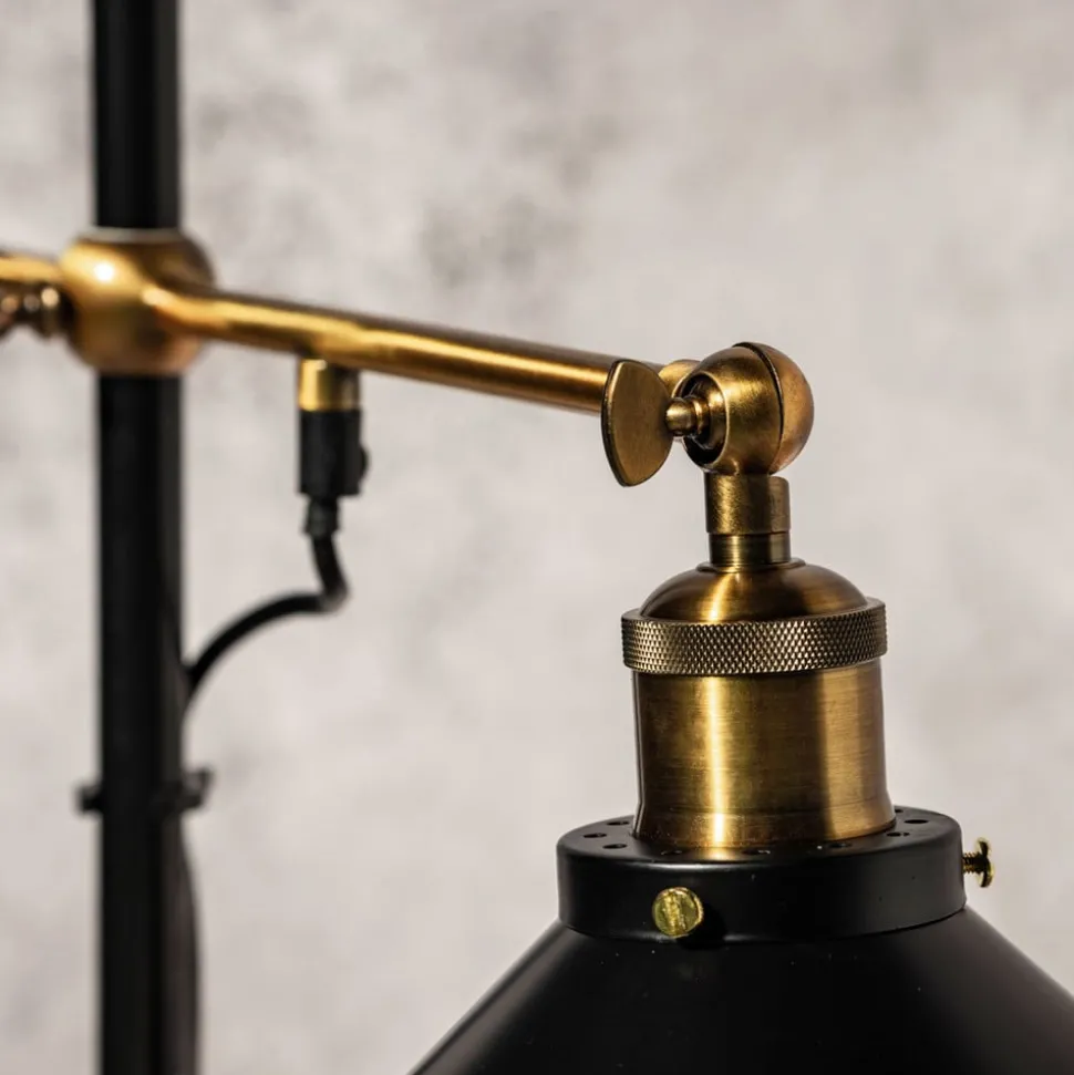 Gulvlampe Lenius med bevegelig skjerm