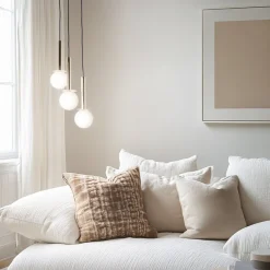 Hengelampe Daisy, 3 lyskilder, gull/hvit/svart, glass