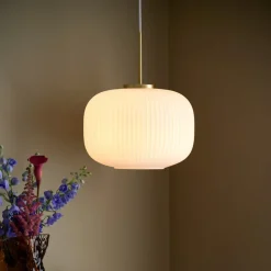 Hengelampe Milford, opalhvit/messing, Ø 30 cm