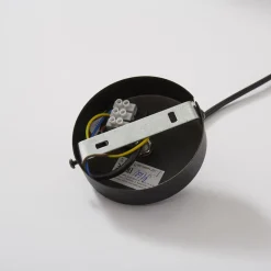 Hengelampe Muza, svart/lyst tre, Ø 11 cm