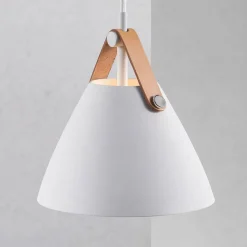 Hengelampe Strap, diameter 16,5 cm, hvit