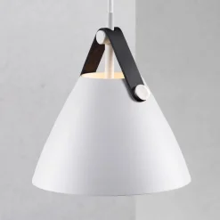 Hengelampe Strap, diameter 16,5 cm, hvit