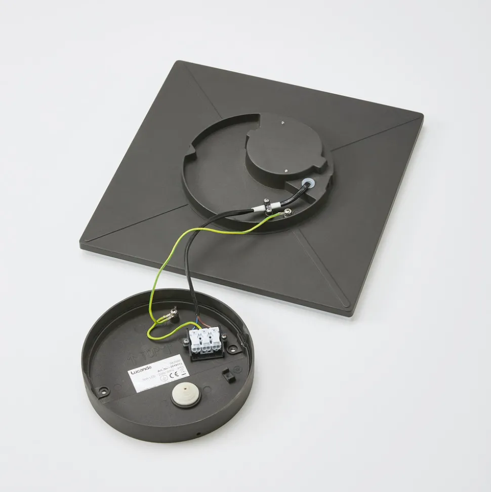 Henni kvadratisk LED-taklampe for utendørs bruk